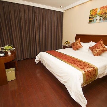Greentree Inn Jiujiang Railway Station Business Hotel Exteriér fotografie