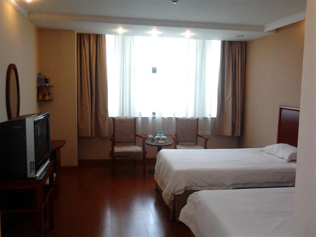 Greentree Inn Jiujiang Railway Station Business Hotel Pokoj fotografie